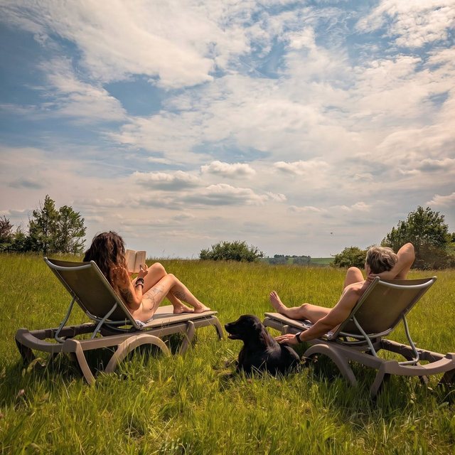 Détente au soleil au Domaine Devèze